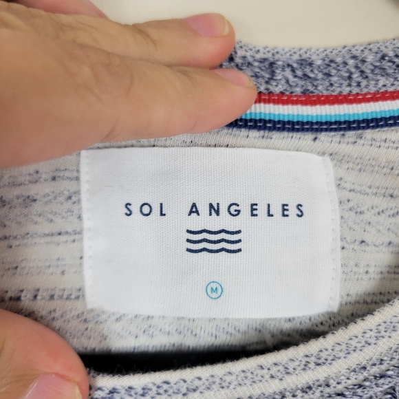 Sol Angeles stretchy tshirt - Picture 2 of 7